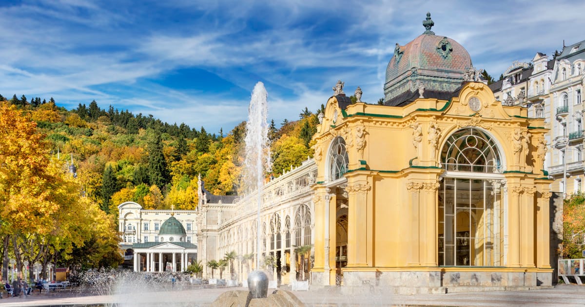 Zpívající fontána v Mariánských Lázních — program, historie a tipy